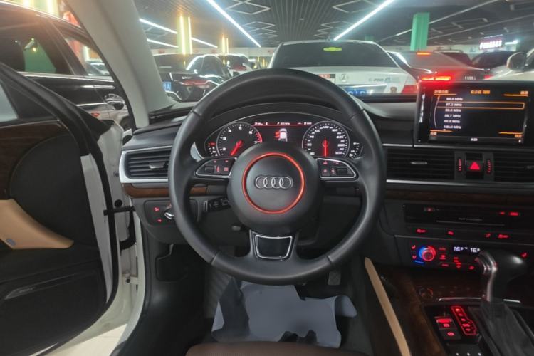 Used Audi A7 2014 50 TFSI quattro Comfort Model Steering Wheel
