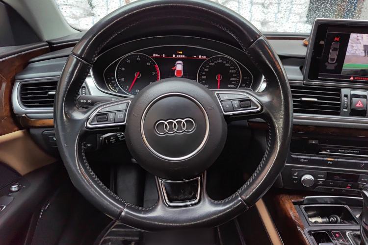 Used Audi A7 2014 50 TFSI quattro Comfort Model Steering Wheel