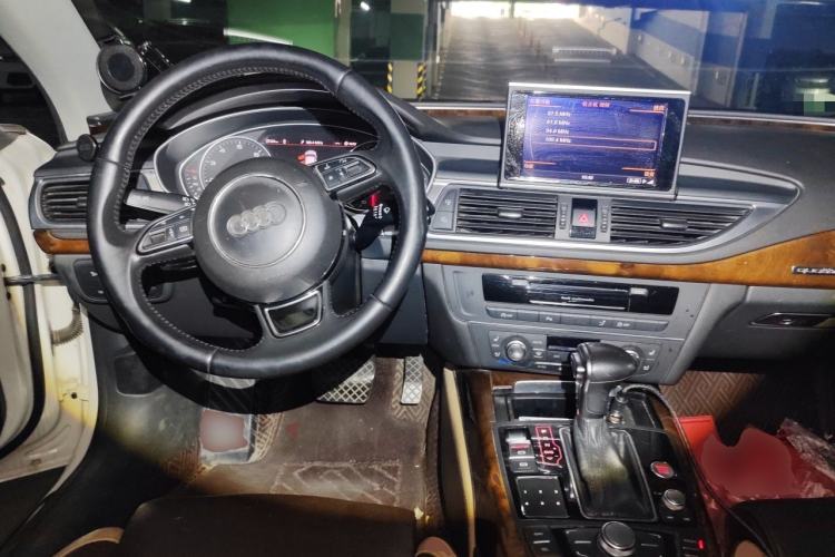 Used Audi A7 2014 50 TFSI quattro Comfort Model Steering Wheel