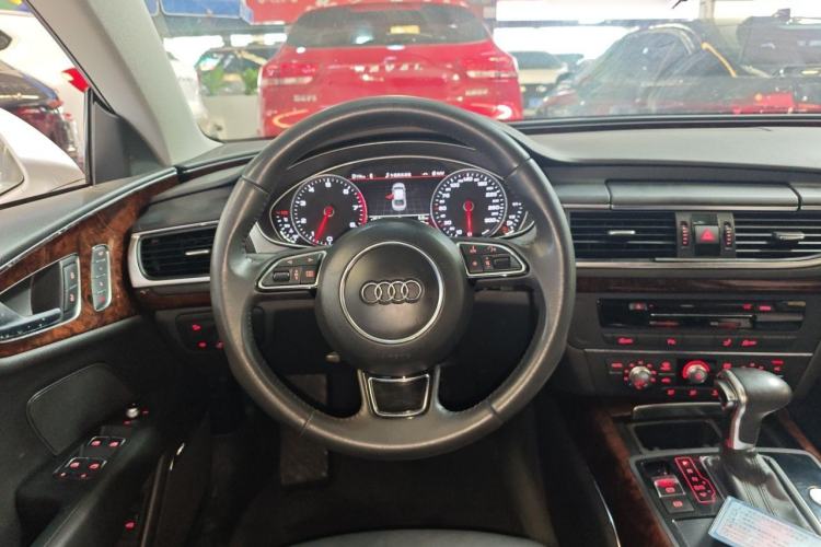 Used Audi A7 2014 50 TFSI quattro Comfort Model Steering Wheel
