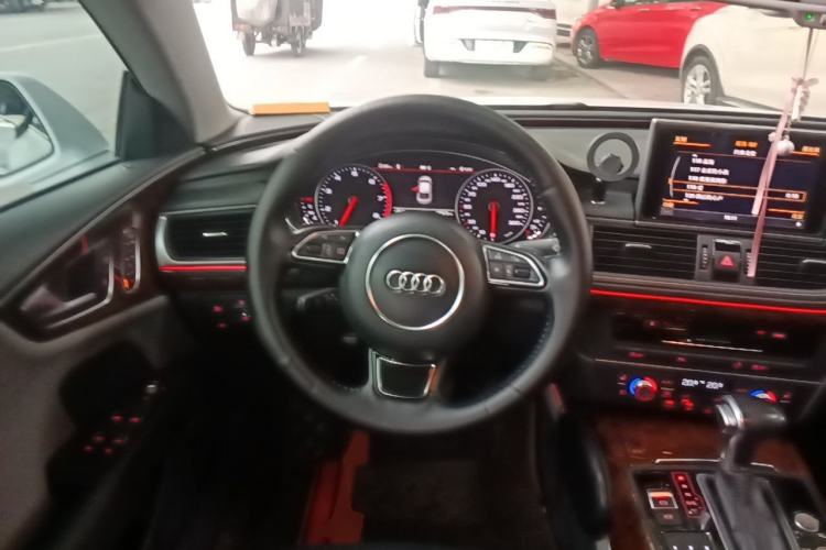 Used Audi A7 2014 50 TFSI quattro Comfort Model Steering Wheel