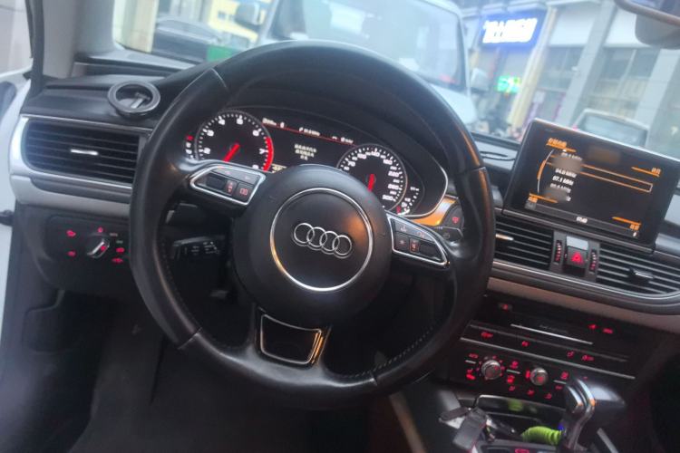 Used Audi A7 2014 35 FSI quattro Technology Edition Steering Wheel