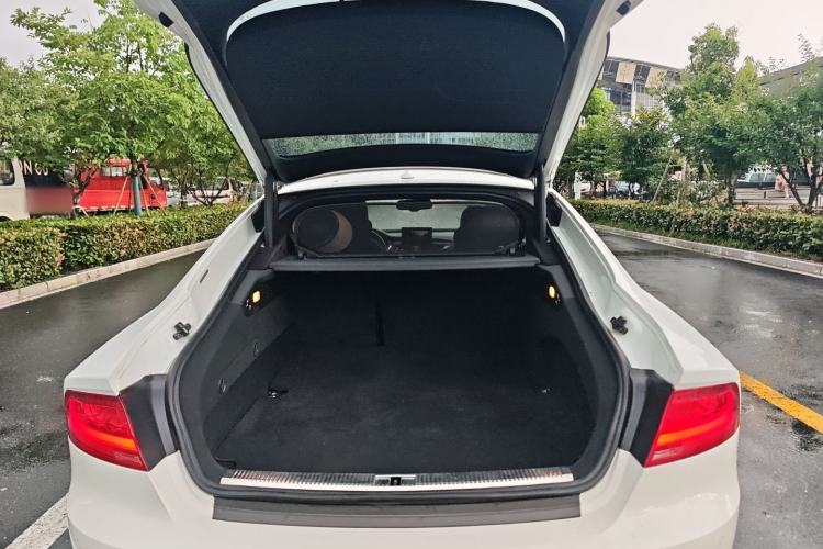 Used Audi A7 2014 35 FSI quattro Technology Edition Trunk
