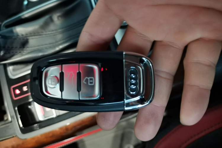 Used Audi A7 2014 50 TFSI quattro Comfort Model Vehicle Key