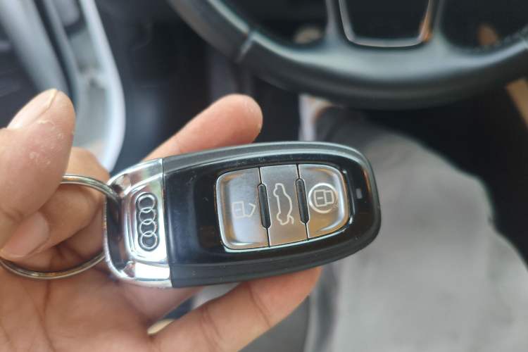 Used Audi A7 2014 50 TFSI quattro Comfort Model Vehicle Key