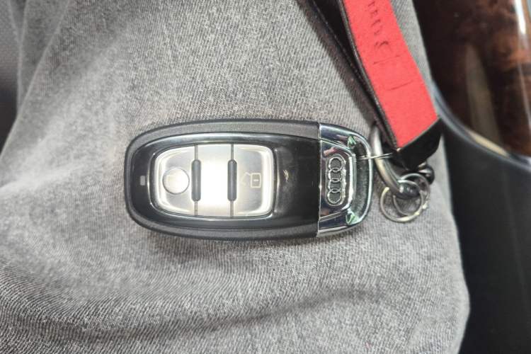 Used Audi A7 2014 50 TFSI quattro Luxury Model Vehicle Key