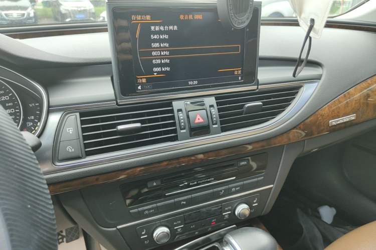 Used Audi A7 2014 50 TFSI quattro Comfort Model Audio And AC Panel