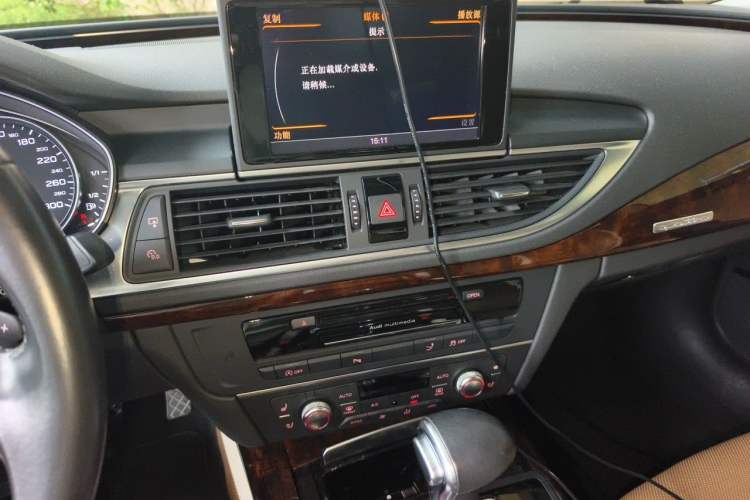 Used Audi A7 2014 50 TFSI quattro Comfort Model Audio And AC Panel