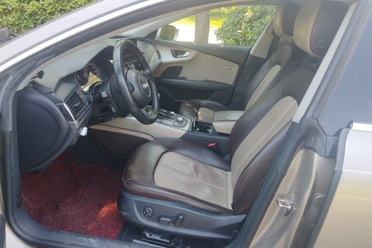 Used Audi A7 2014 30 FSI Trendy Version Driver Seat