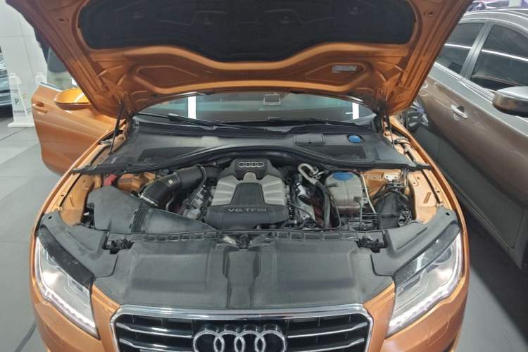 Used Audi A7 2014 50 TFSI quattro Comfort Model Engine Bay