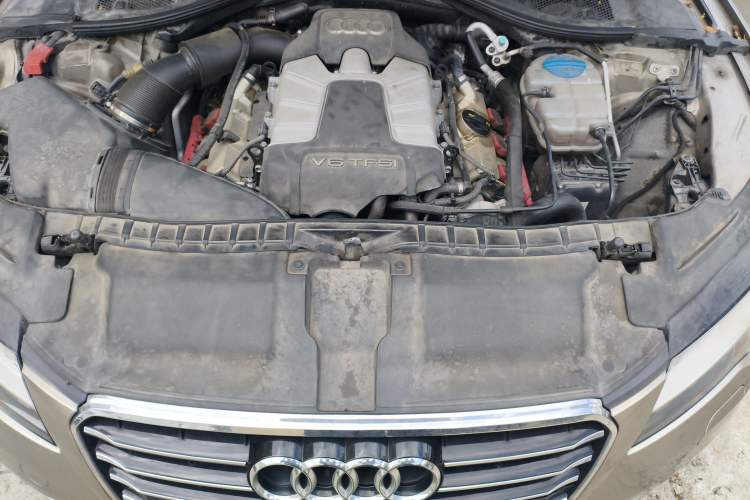 Used Audi A7 2014 50 TFSI quattro Comfort Model Engine Bay