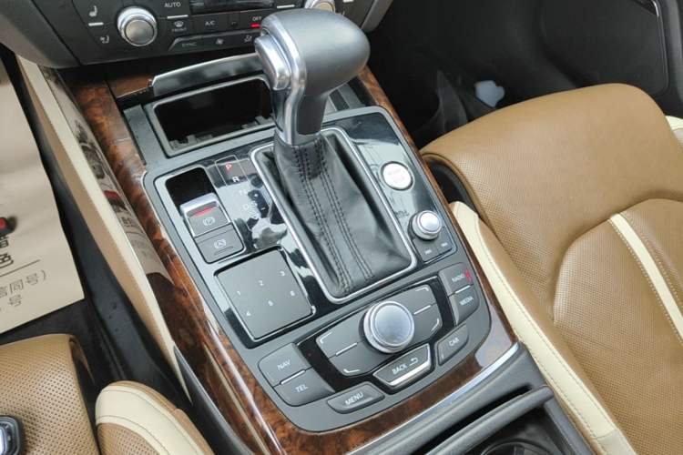 Used Audi A7 2014 50 TFSI quattro Comfort Model Gear Lever