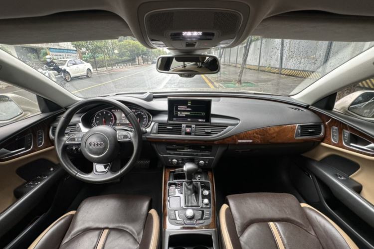 Used Audi A7 2014 50 TFSI quattro Luxury Model Interior 1