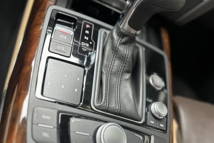 Used Audi A7 2014 50 TFSI quattro Luxury Model Interior 2