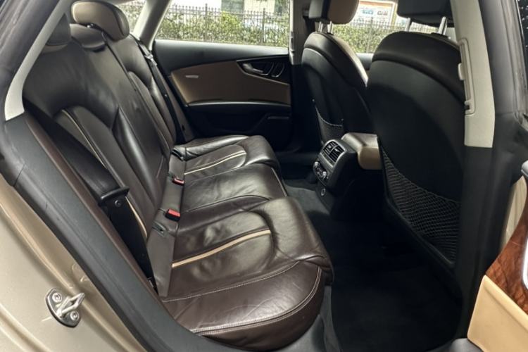 Used Audi A7 2014 50 TFSI quattro Luxury Model Interior 8