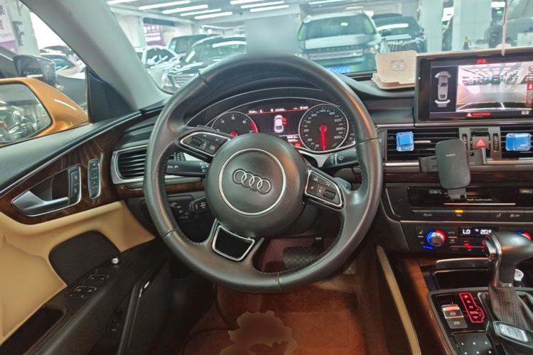 Used Audi A7 2014 50 TFSI quattro Comfort Model Steering Wheel