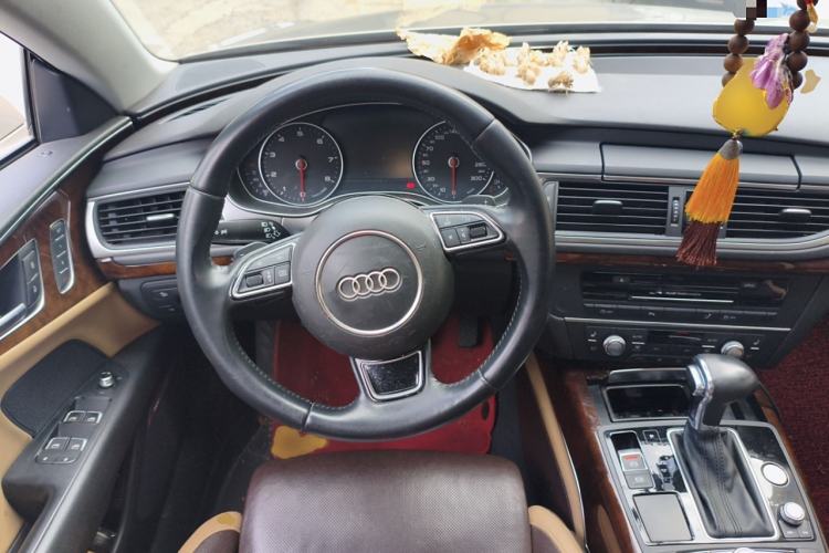 Used Audi A7 2014 50 TFSI quattro Comfort Model Steering Wheel