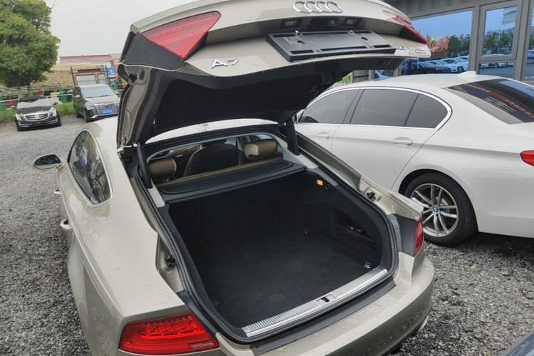 Used Audi A7 2014 50 TFSI quattro Comfort Model Trunk