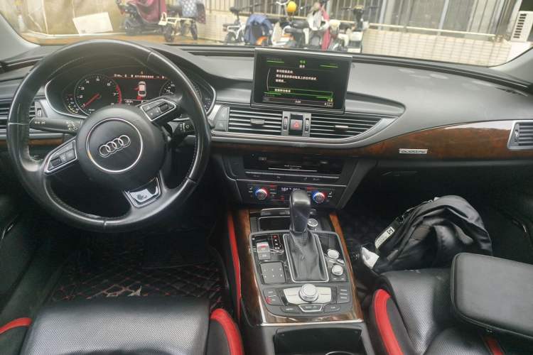 Used Audi A7 2016 50 TFSI quattro Comfort Model Center Console