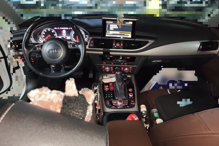 Used Audi A7 2016 40 TFSI Ambition Edition Center Console