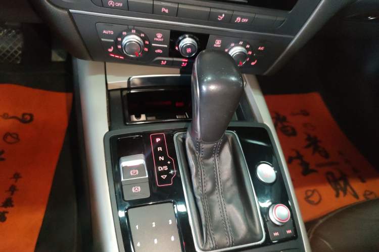Used Audi A7 2016 40 TFSI Ambition Edition Gear Lever