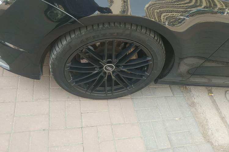 Used Audi A7 2016 40 TFSI Ambition Edition Left Front Wheel Hub