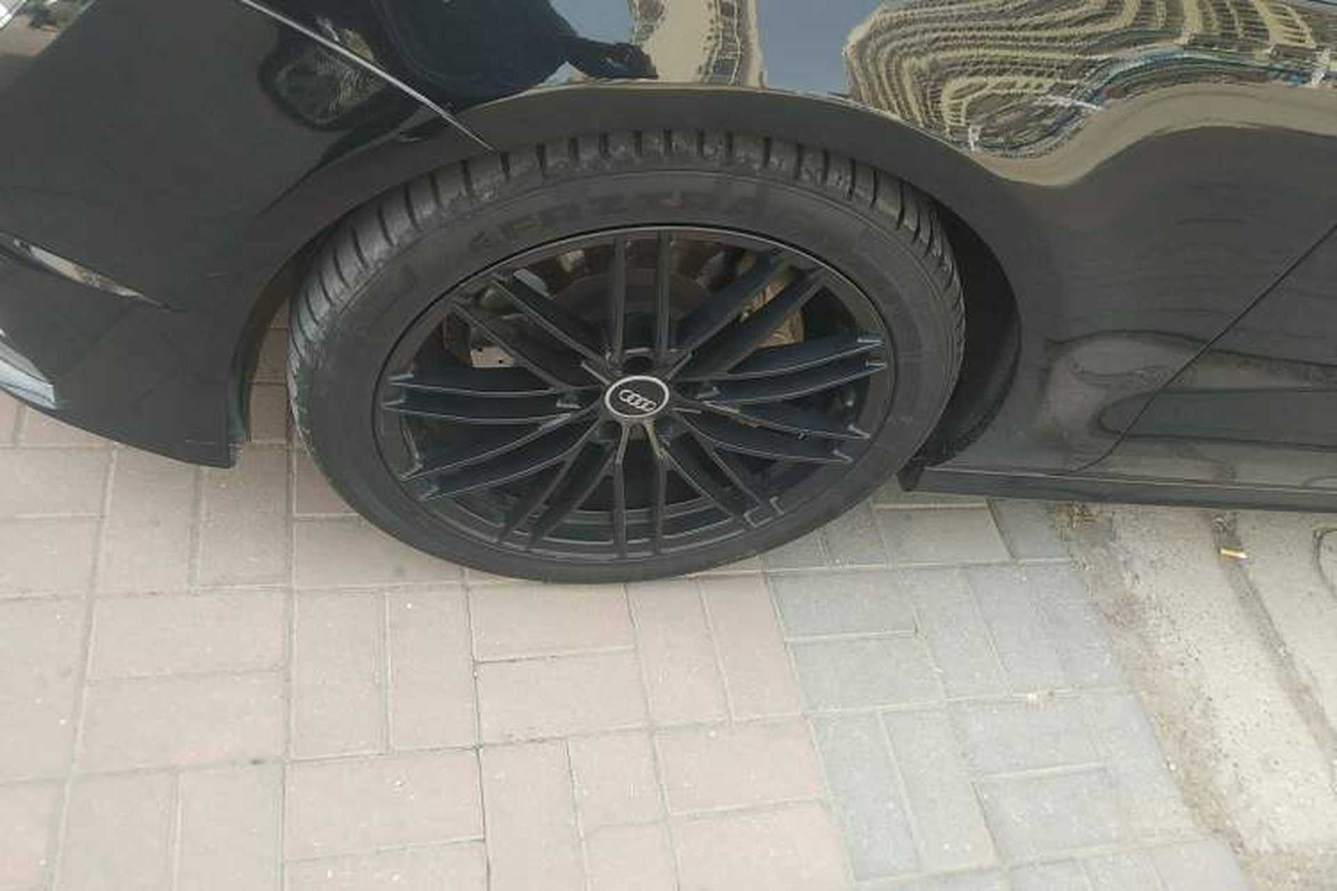 Used Audi A7 2016 40 TFSI Ambition Edition Left Front Wheel Hub