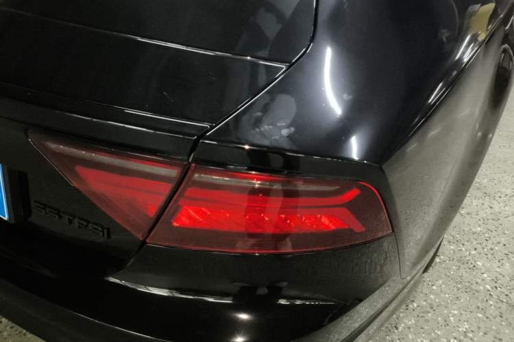 Used Audi A7 2016 40 TFSI Ambition Edition Right Rear Taillight