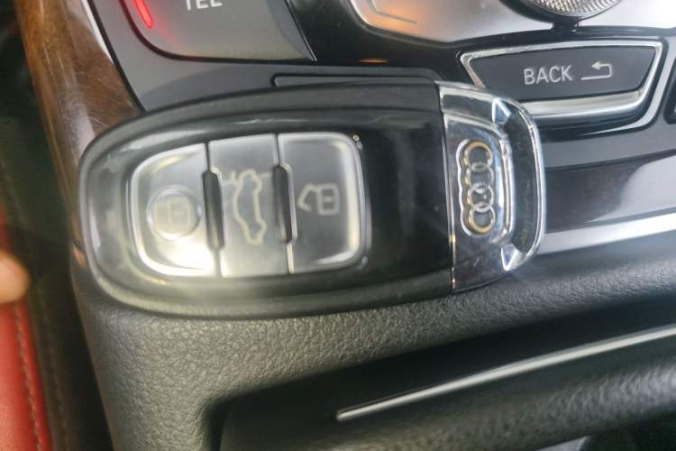 Used Audi A7 2016 50 TFSI quattro Comfort Model Vehicle Key