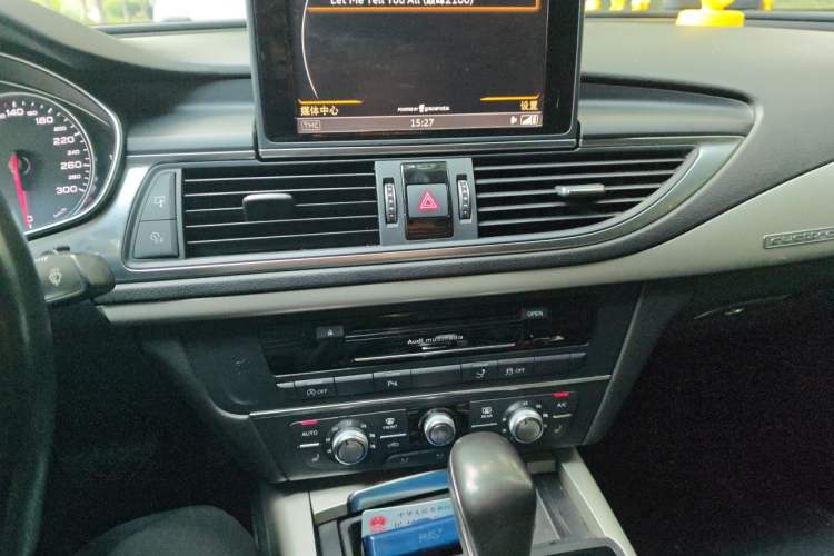 Used Audi A7 2016 40 TFSI quattro Technology Edition Audio And AC Panel