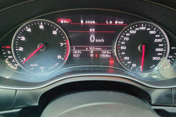 Used Audi A7 2016 40 TFSI quattro Technology Edition Odometer Close Up