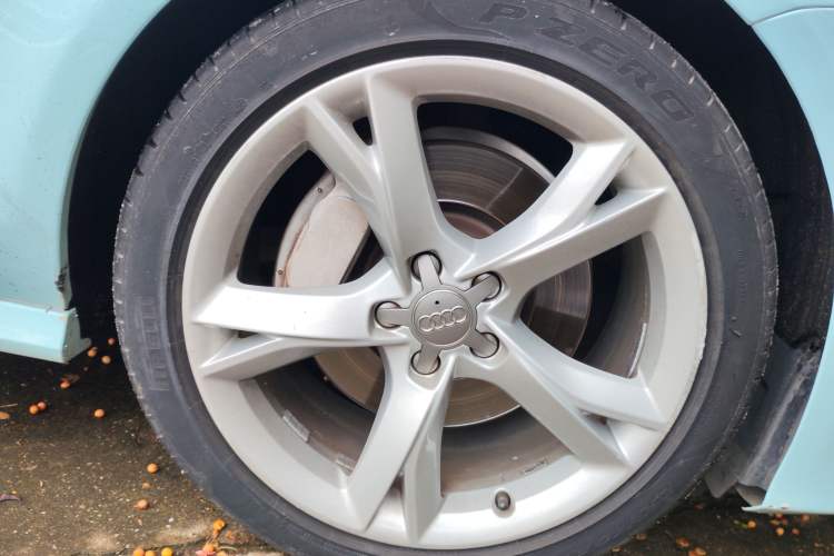Used Audi A7 2016 40 TFSI Ambition Edition Right Front Wheel Hub