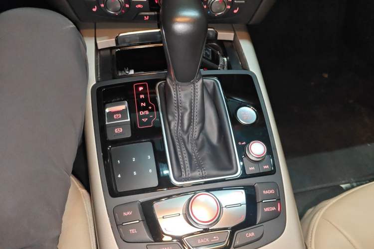 Used Audi A7 2016 40 TFSI Ambition Edition Gear Lever