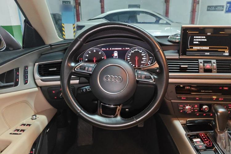 Used Audi A7 2016 40 TFSI Ambition Edition Steering Wheel