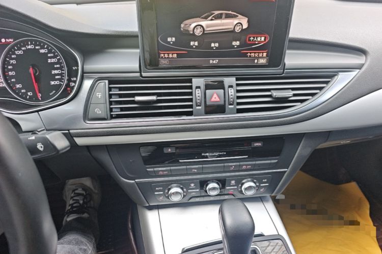 Used Audi A7 2016 40 TFSI Ambition Edition Audio And AC Panel