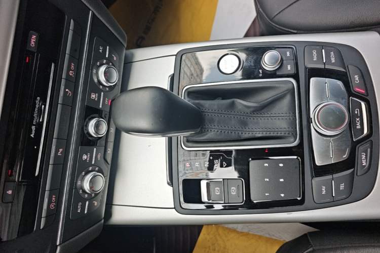 Used Audi A7 2016 40 TFSI Ambition Edition Gear Lever