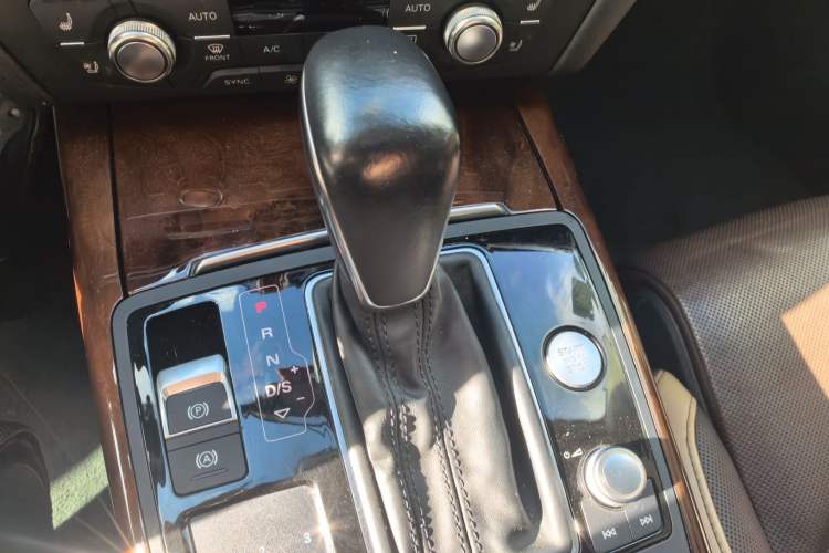 Used Audi A7 2016 50 TFSI quattro Comfort Model Gear Lever