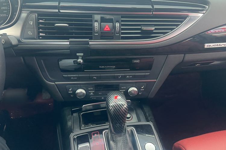 Used Audi A7 2016 50 TFSI quattro Comfort Model Audio And AC Panel
