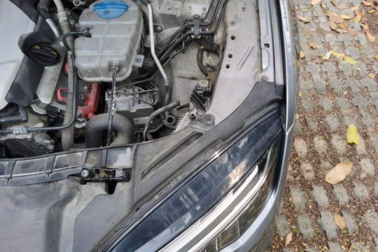 Used Audi A7 2016 50 TFSI quattro Comfort Model Engine Bay Left
