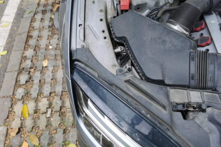 Used Audi A7 2016 50 TFSI quattro Comfort Model Engine Bay Right