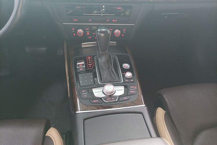 Used Audi A7 2016 50 TFSI quattro Comfort Model Gear Lever