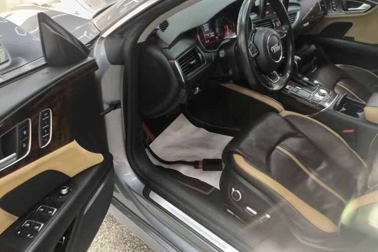 Used Audi A7 2016 50 TFSI quattro Comfort Model Interior 3