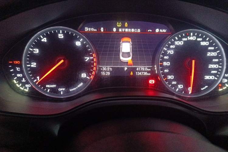 Used Audi A7 2016 40 TFSI Ambition Edition Odometer Close Up