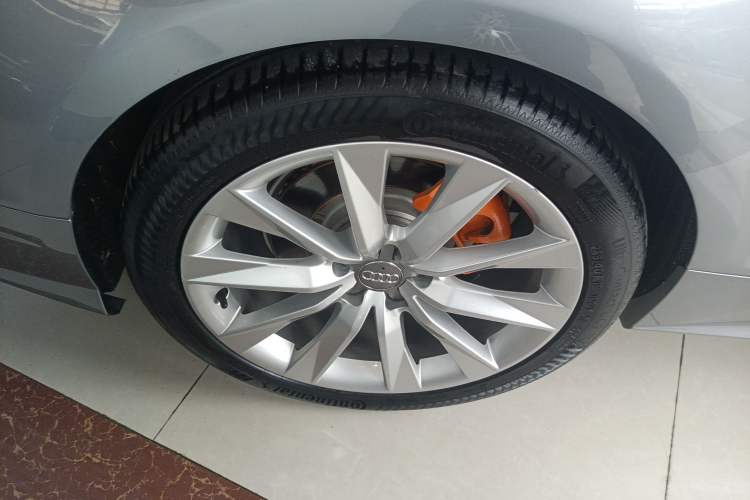 Used Audi A7 2016 50 TFSI quattro Comfort Model Right Rear Wheel Hub