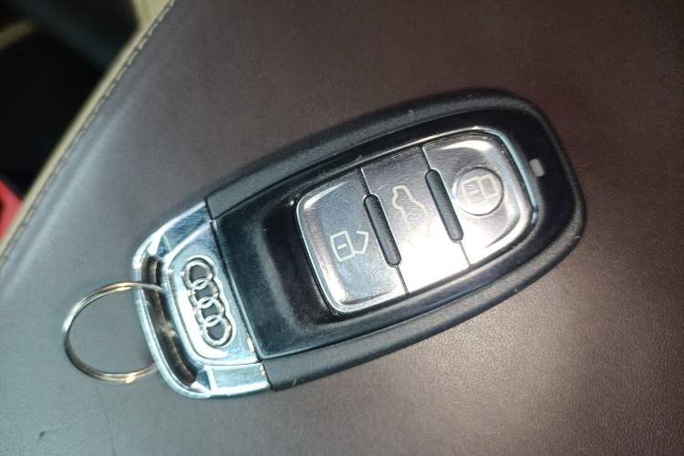 Used Audi A7 2016 50 TFSI quattro Comfort Model Vehicle Key
