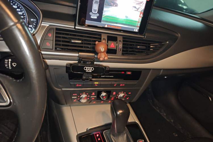 Used Audi A7 2016 40 TFSI Ambition Edition Audio And AC Panel