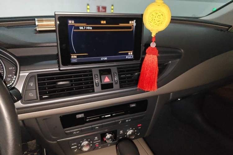 Used Audi A7 2016 40 TFSI Ambition Edition Audio And AC Panel