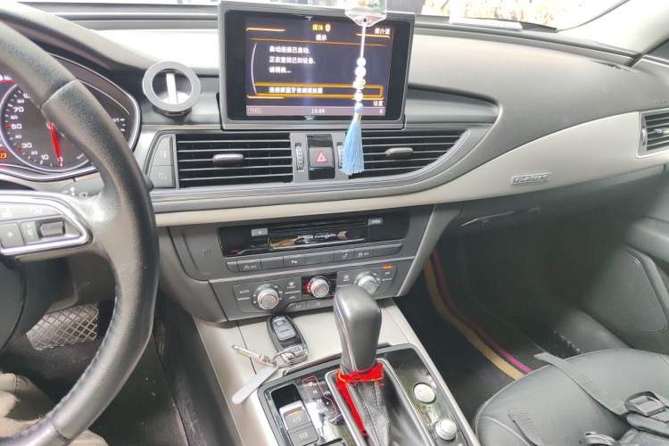 Used Audi A7 2016 35 TFSI Fashion Model Audio And AC Panel