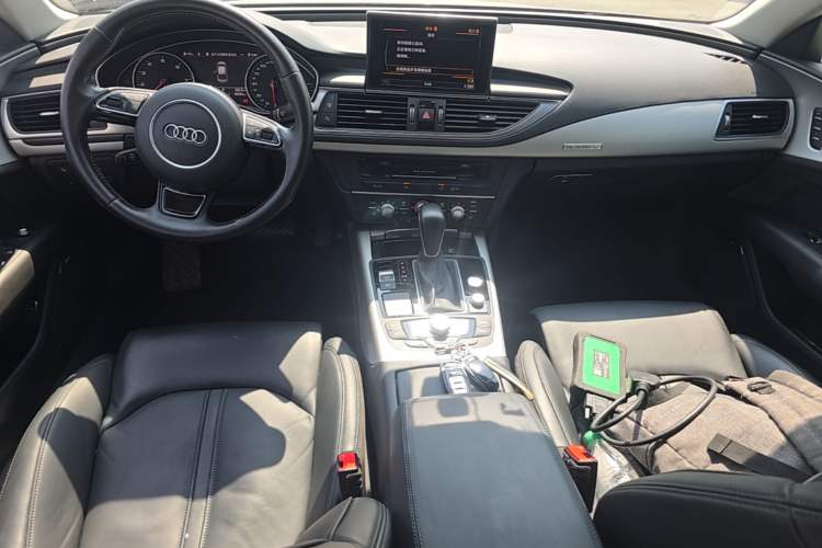 Used Audi A7 2016 40 TFSI quattro Technology Edition Center Console