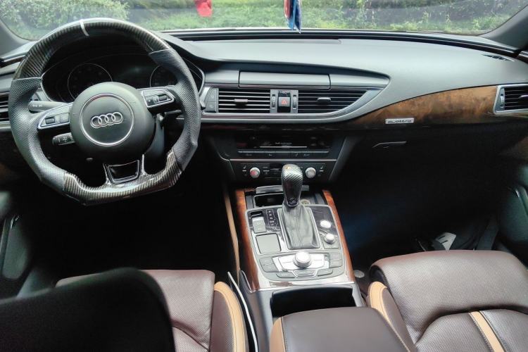 Used Audi A7 2016 50 TFSI quattro Comfort Model Center Console